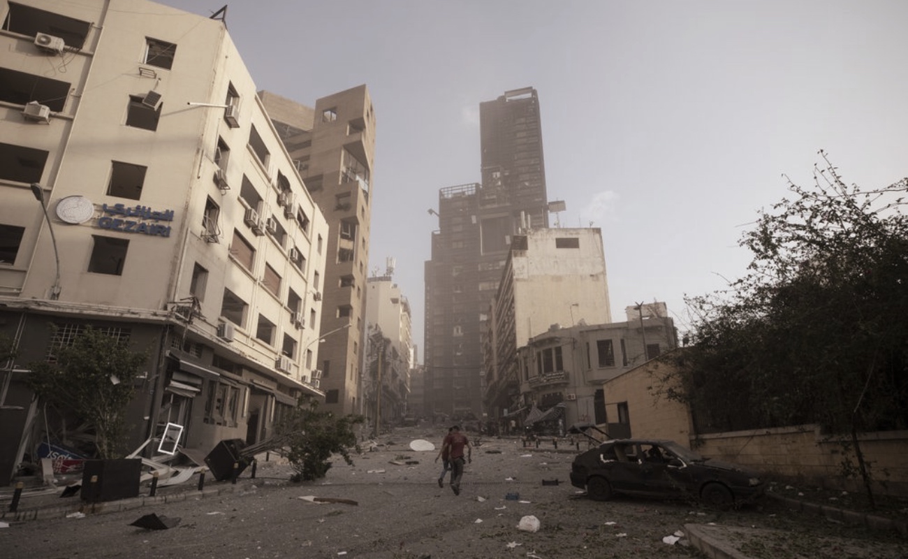 Explosiones sacuden Beirut con cuantiosos daños y personas heridas