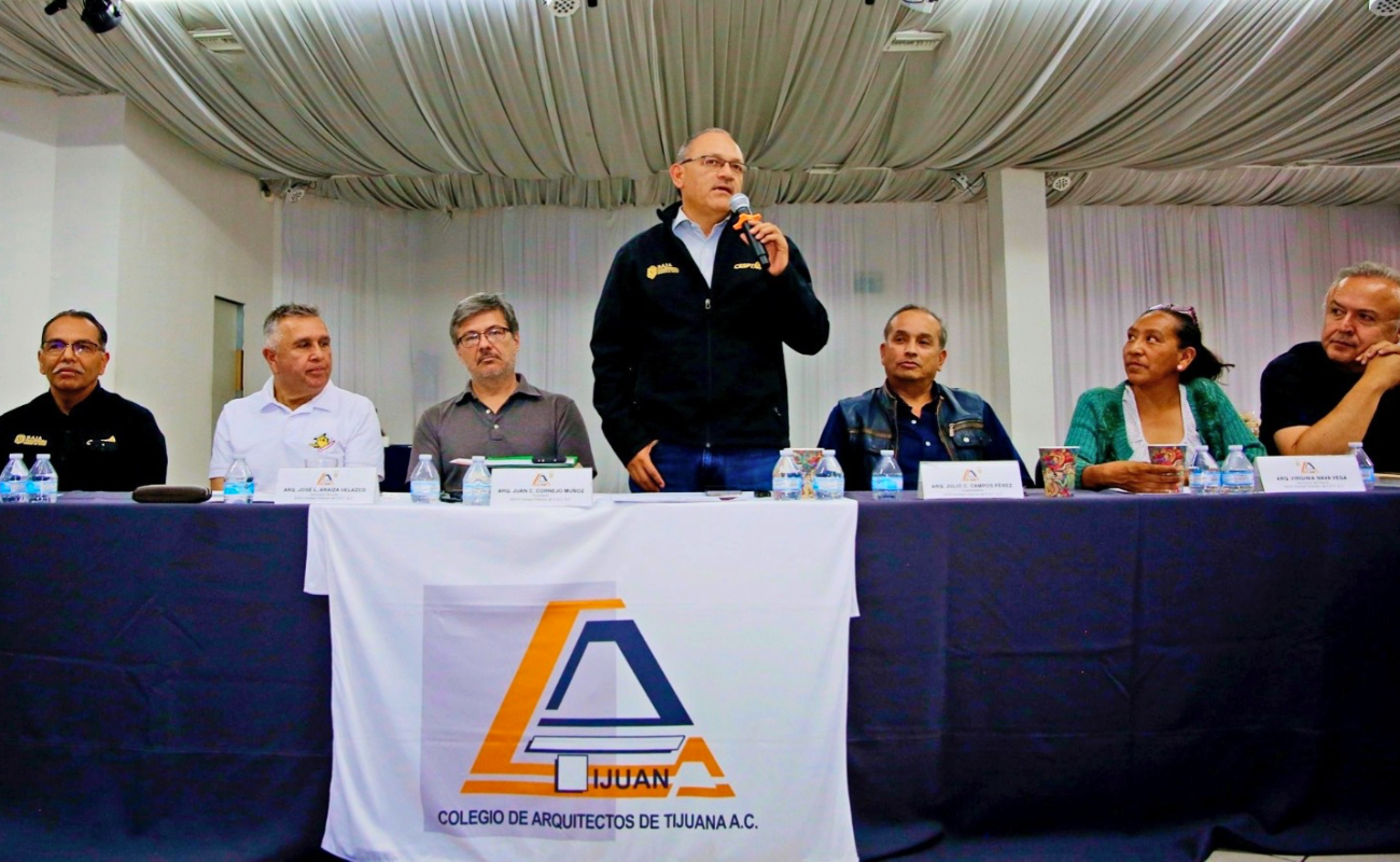 Presenta CESPT proyectos en Colegio de Arquitectos de Tijuana