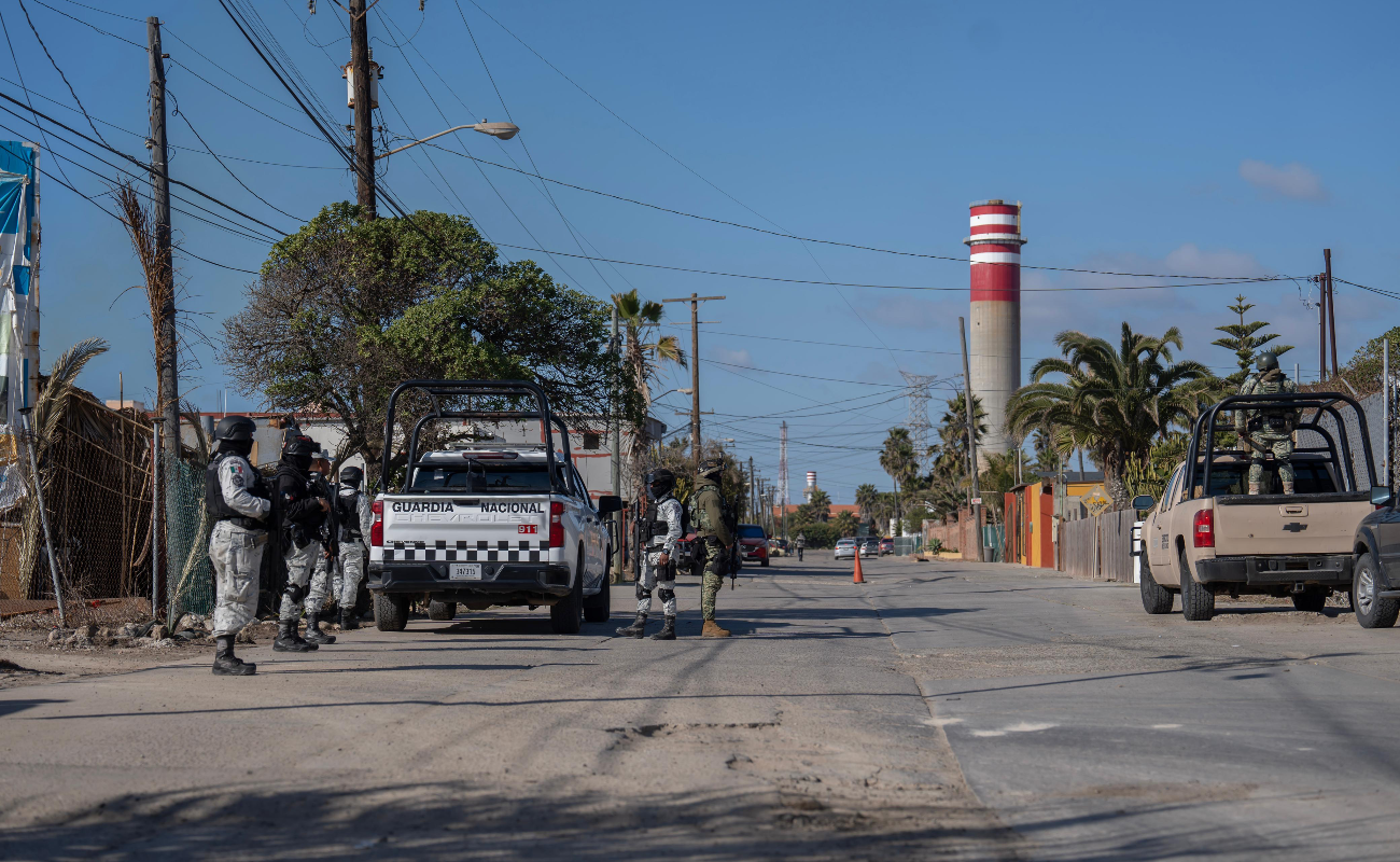 Encuentran toneladas de metanfetamina en paquetes de croquetas en Rosarito