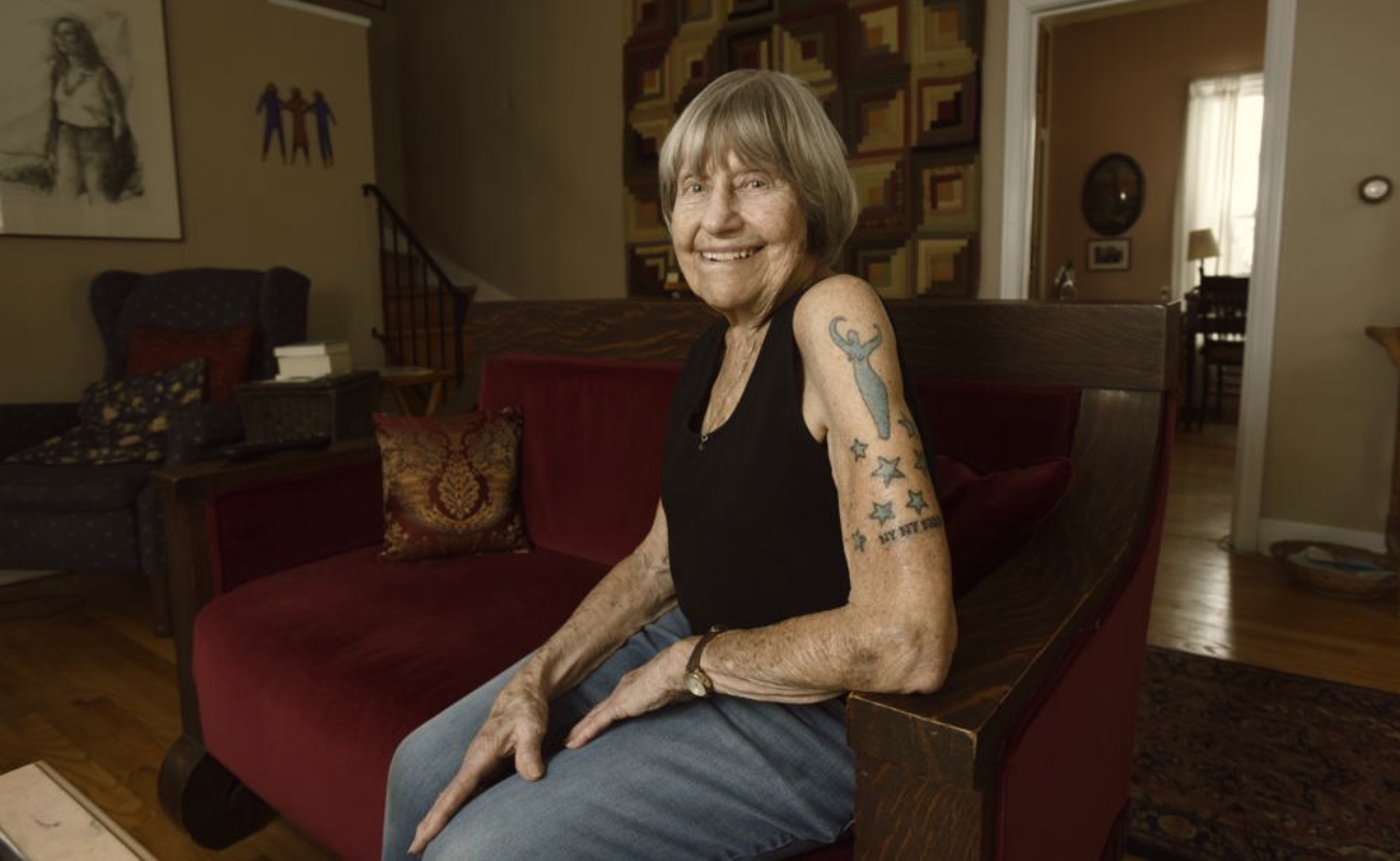 Mujer celebrará 100 años de vida con u nuevo tatuaje