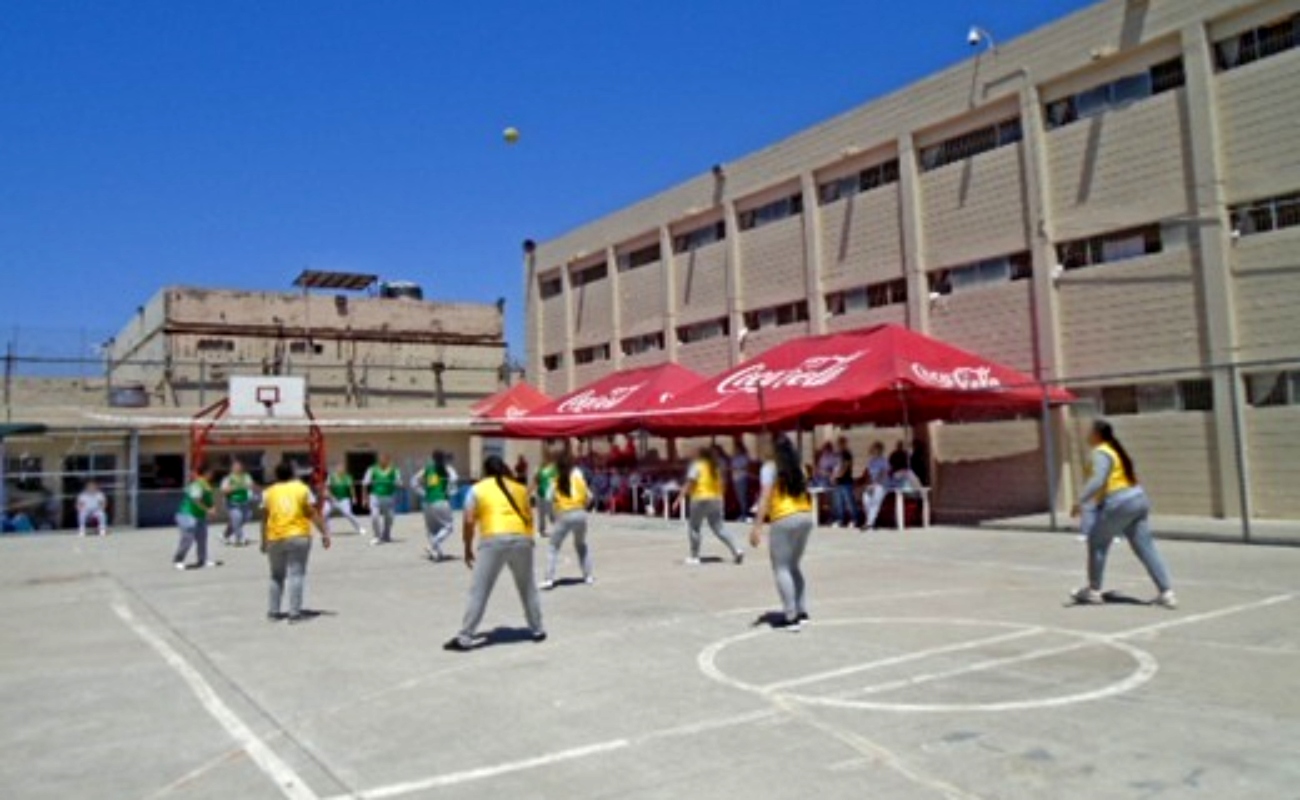 Impulsa CESISPE desarrollo de habilidades deportivas en la población femenina del centro penitenciario de Tijuana