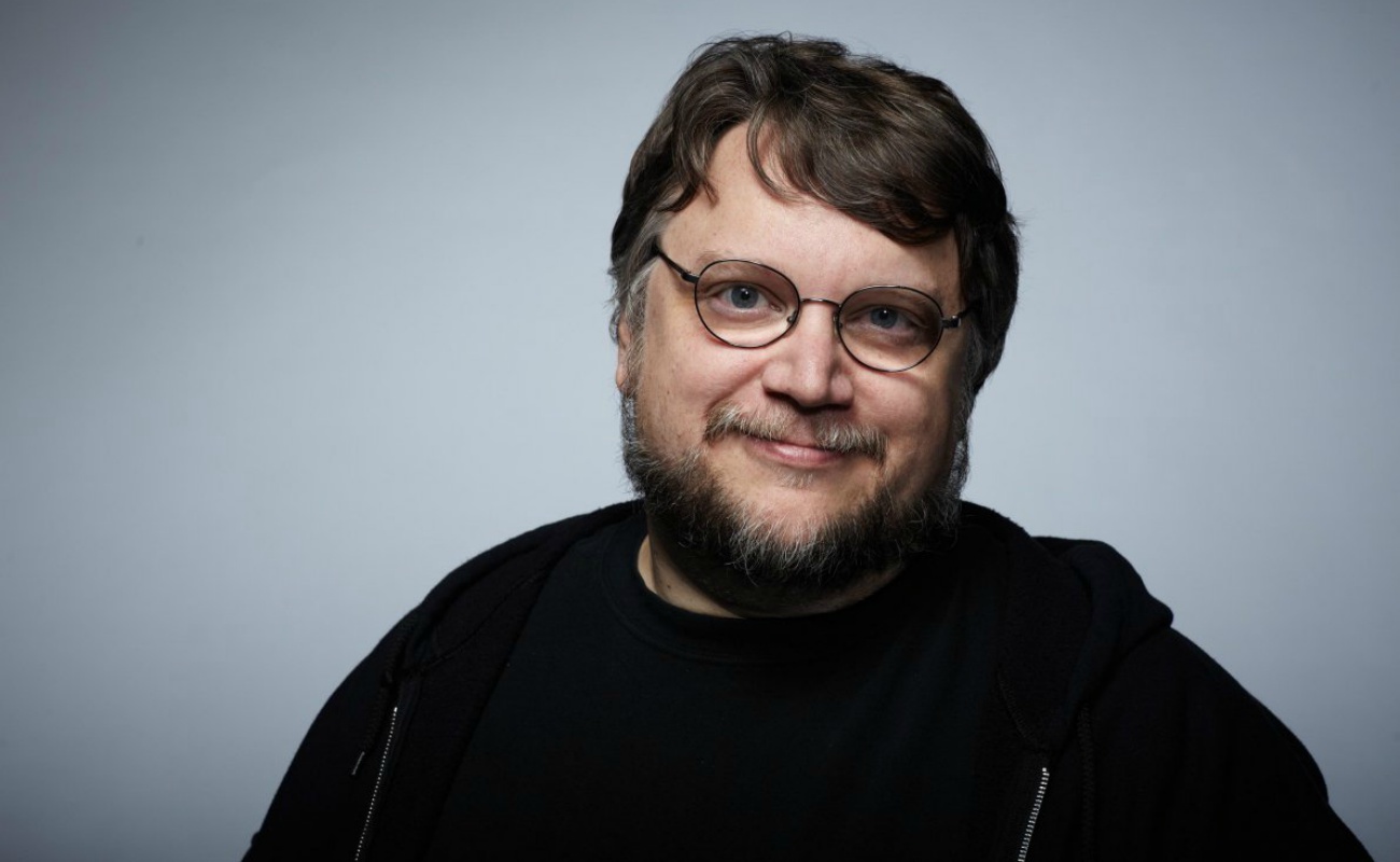 Guillermo del Toro se impone como mejor director en Globos de Oro