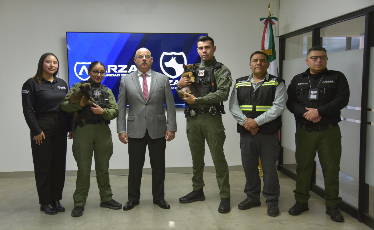 Dona Arza Seguridad dos cachorros a SSCBC para unirse a las filas de la Unidad K9