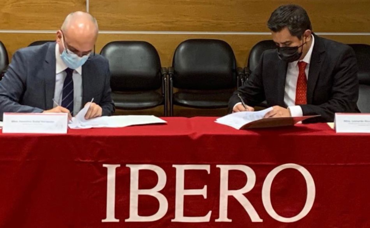 Suscriben convenio de colaboración, Ibero y barra de abogados
