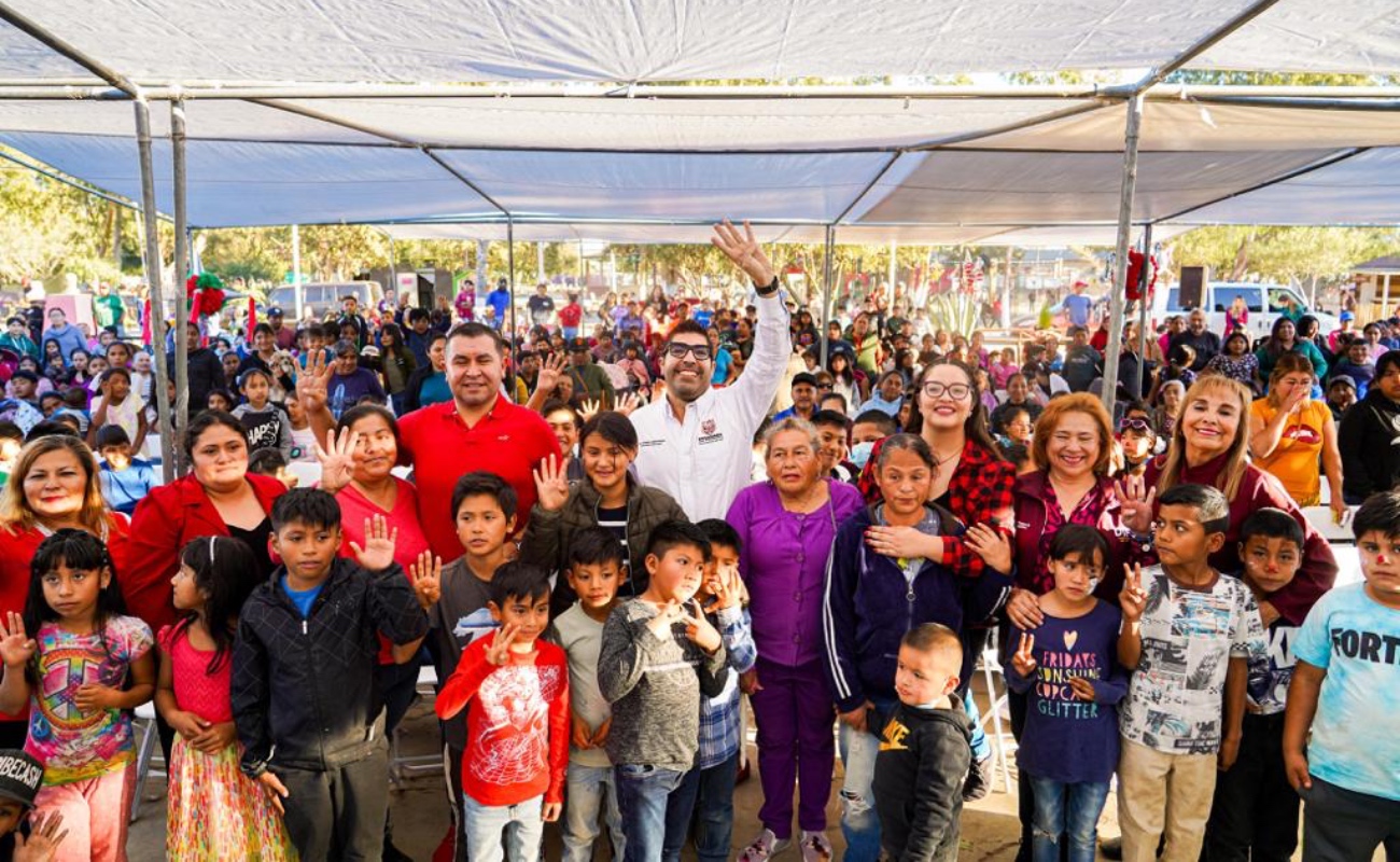 Anuncia alcalde Armando Ayala renovación de parque en San Vicente