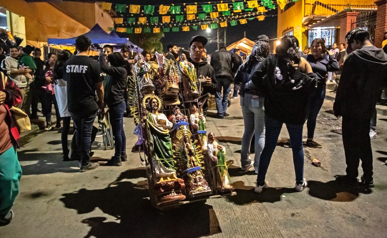 Festejan  cientos de tijuanenses a San Judas Tadeo