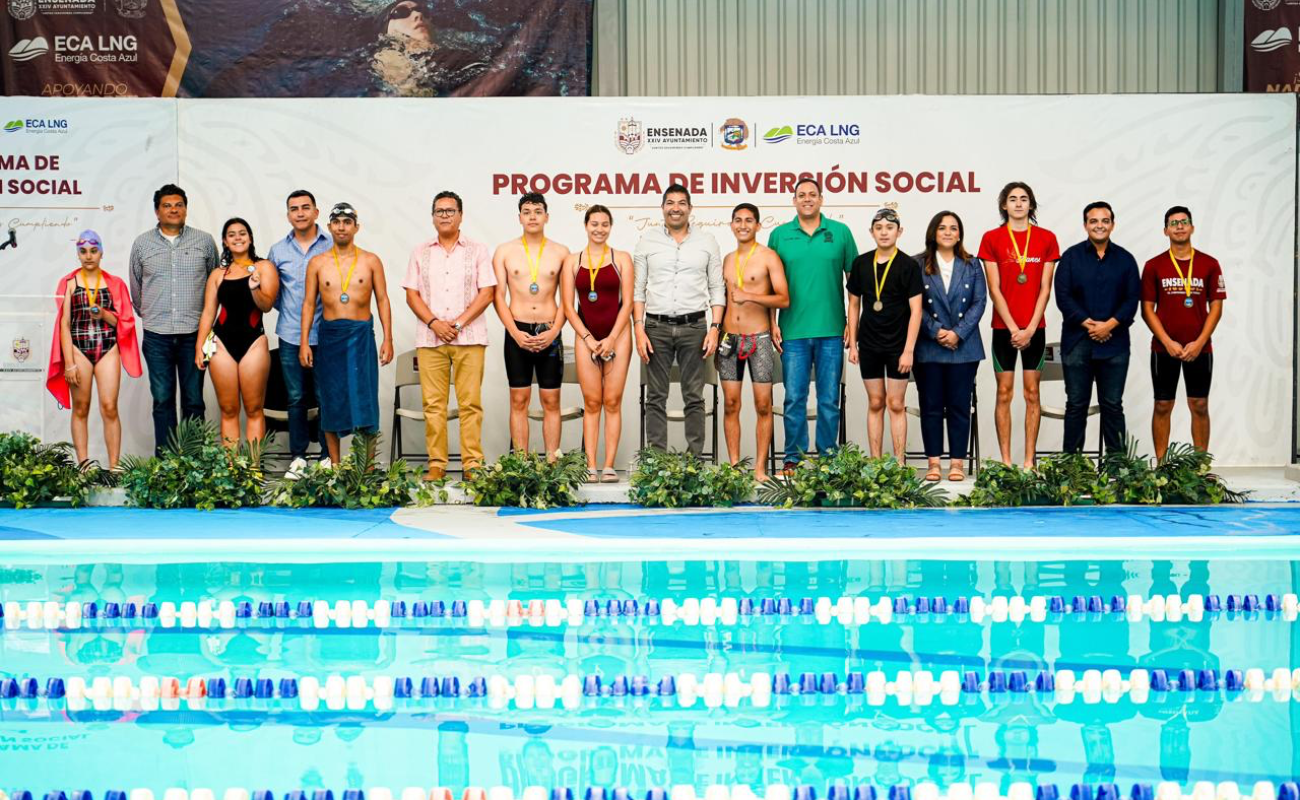 Inauguran alcalde Armando Ayala y Energía Costa Azul alberca de la Unidad Raúl Ramírez Lozano