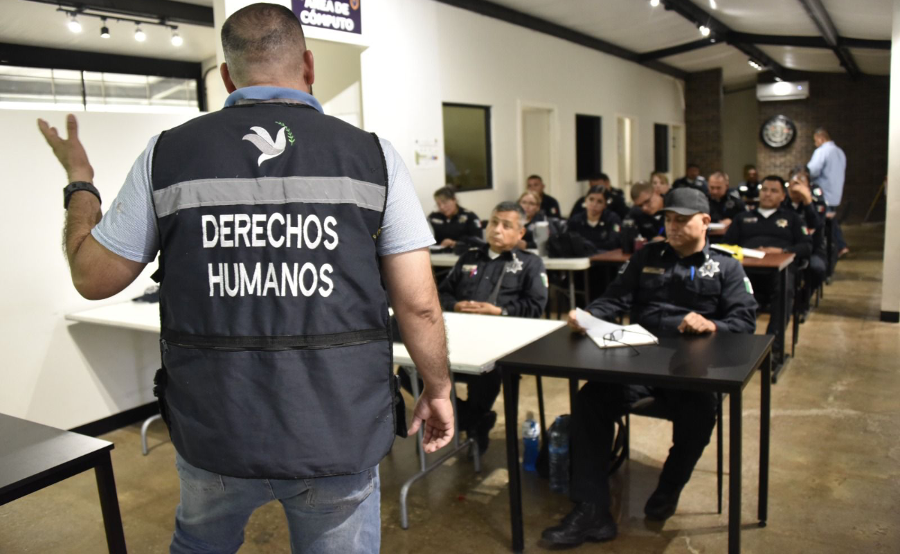 Actualizan a Policía Municipal en intervenciones y atención de adolescentes