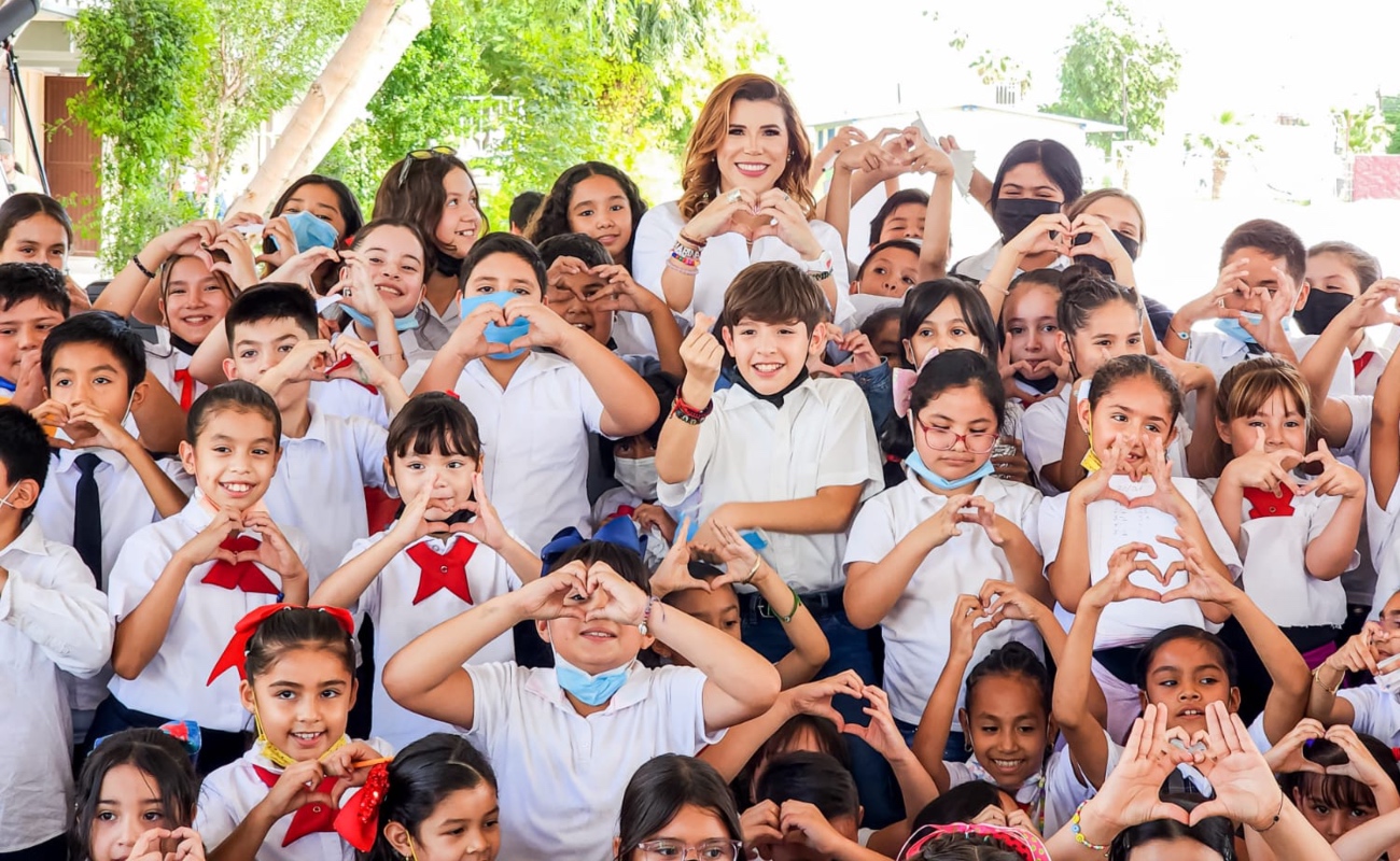 Impulsa Marina del Pilar “Internet para todos” en escuelas de BC
