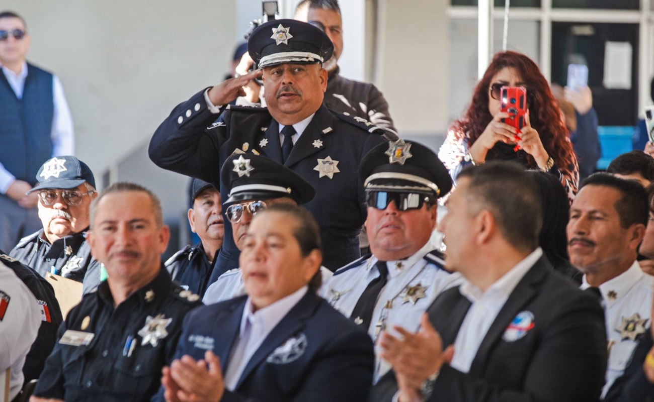 Tras años de gran labor, se jubilan agentes de la policía de Mexicali
