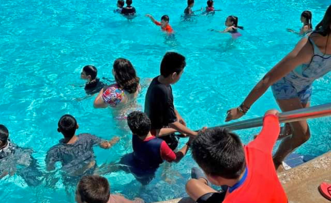 Asisten niñas, niños y adolescentes del albergue del sistema DIF Baja California a San Felipe