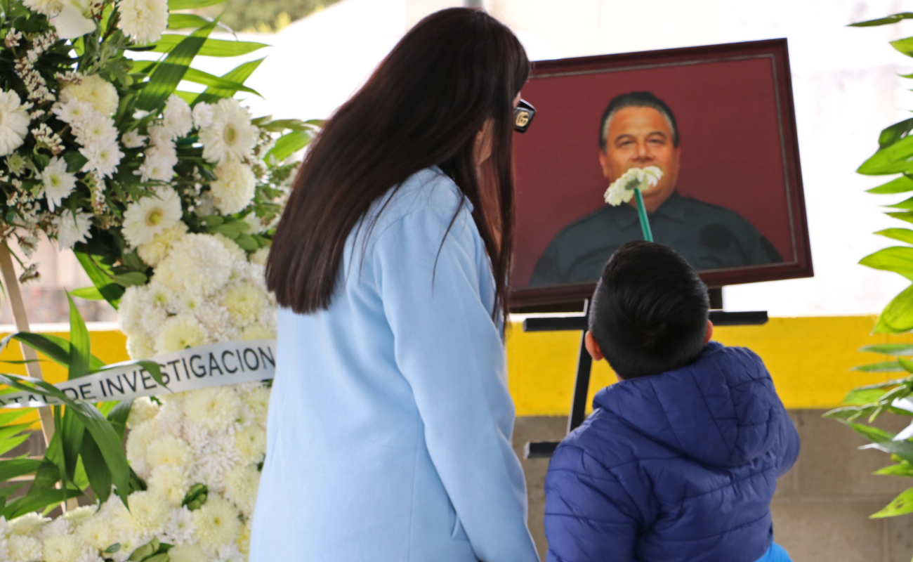 Despiden con honores a “El Potro”, agente ministerial asesinado en Tijuana