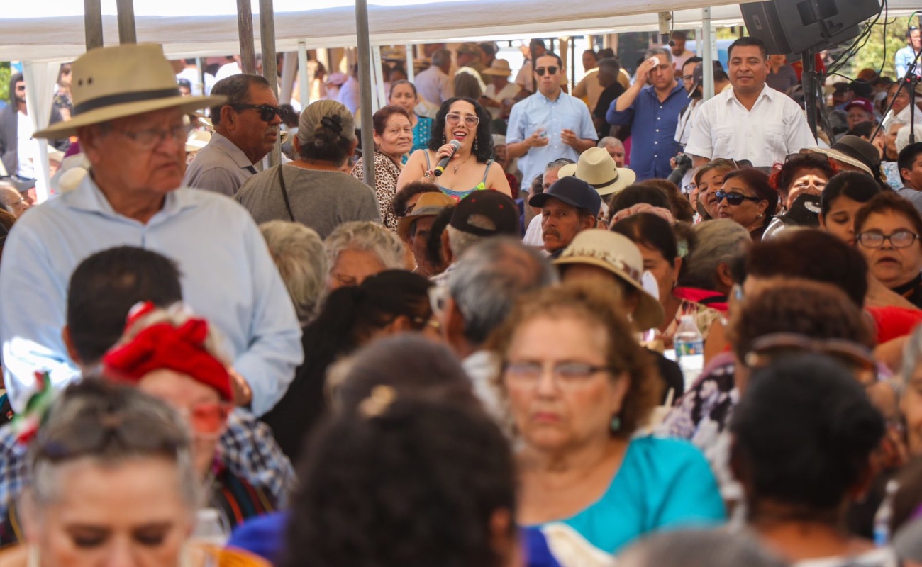 Organiza DIF Rosarito el ‘Festival por amor al Abuelo’ con 800 adultos mayores