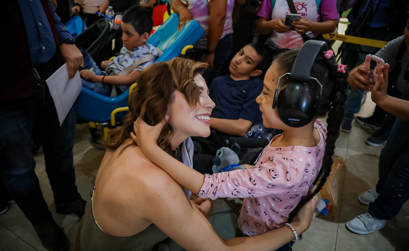 Aumenta gobierno de Marina del Pilar atención a niñas y niños en educación especial