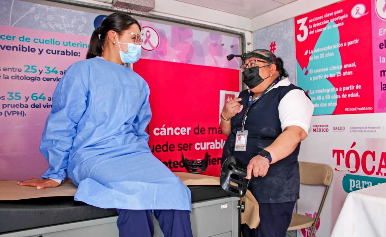 Brindan personal de unidad "Rosa" servicios gratuitos para la detección oportuna de cáncer