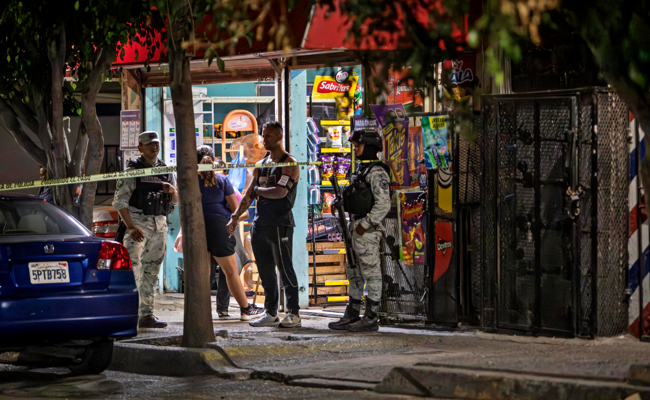 Mujer es asesinada en tienda de abarrotes en Zona Norte