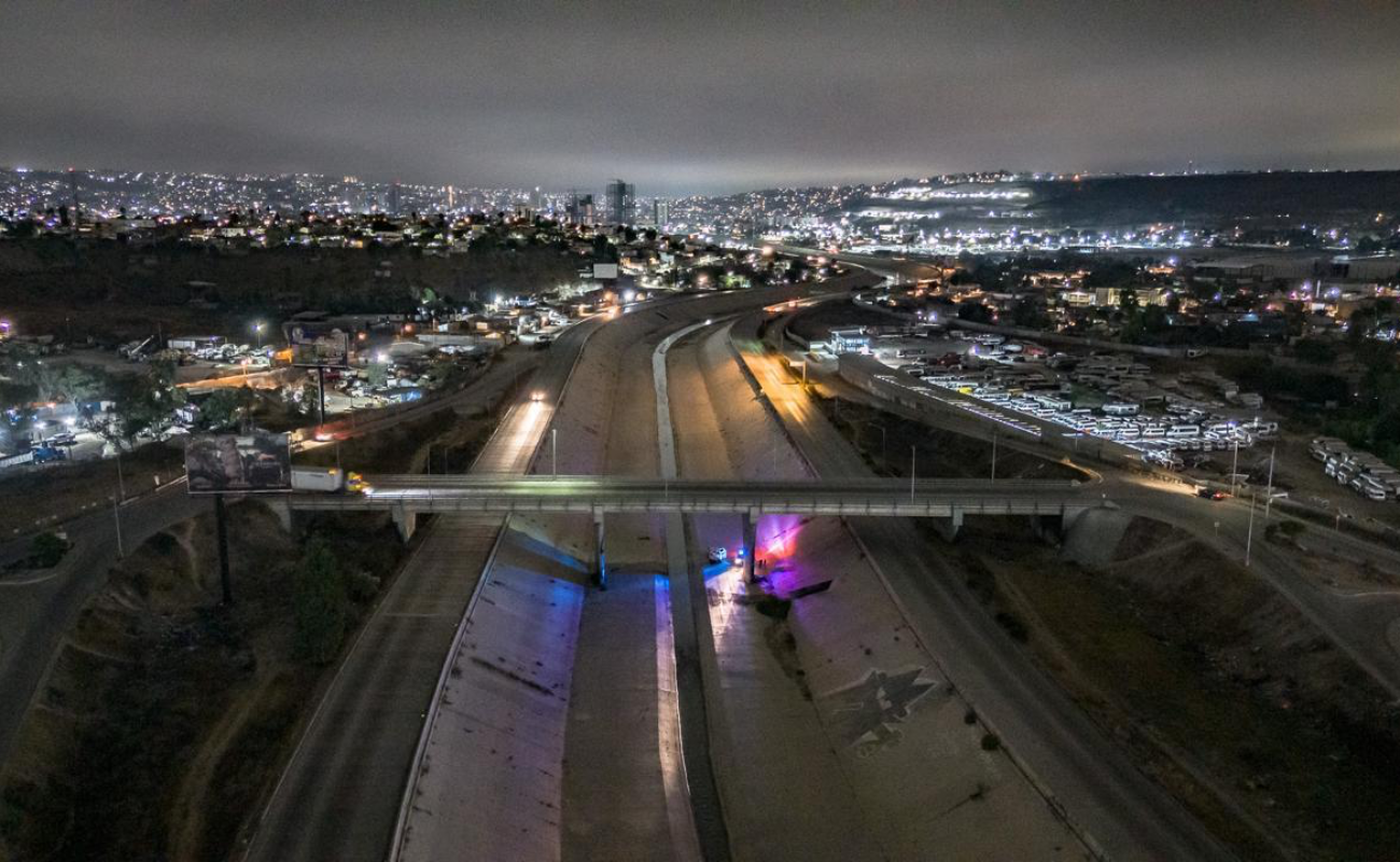 Hallan cuerpo decapitado en la Canalización