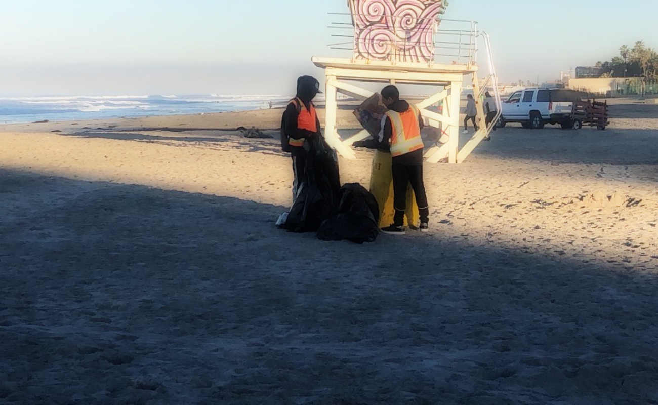 Tras la reapertura de playas en Rosarito, se llama a mantenerlas limpias