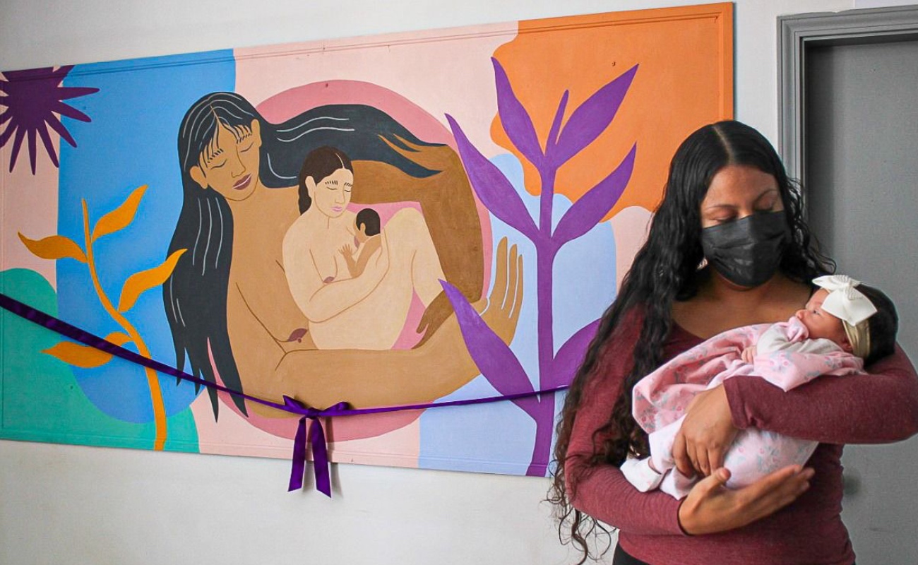 Inauguran mural alusivo a la lactancia materna en Centro de Salud de Maneadero