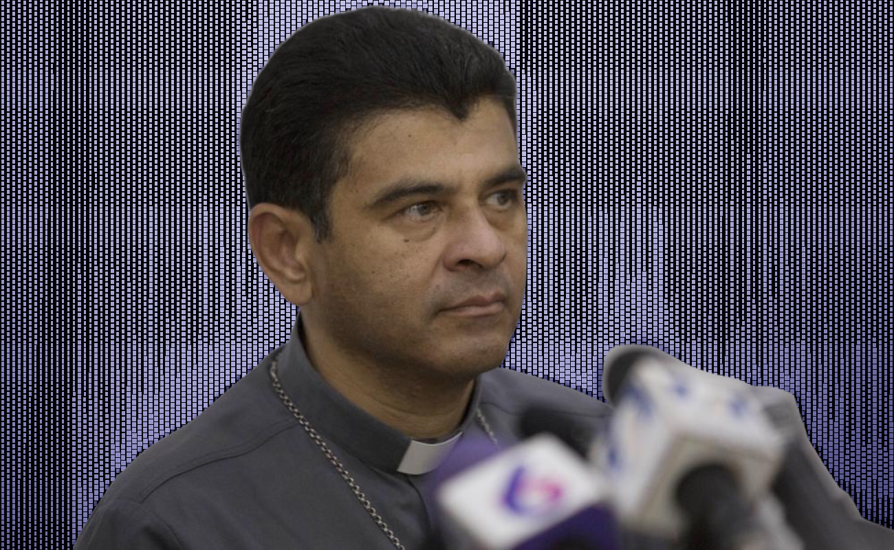Detiene policía de Nicaragua a obispo y otros sacerdotes en redada