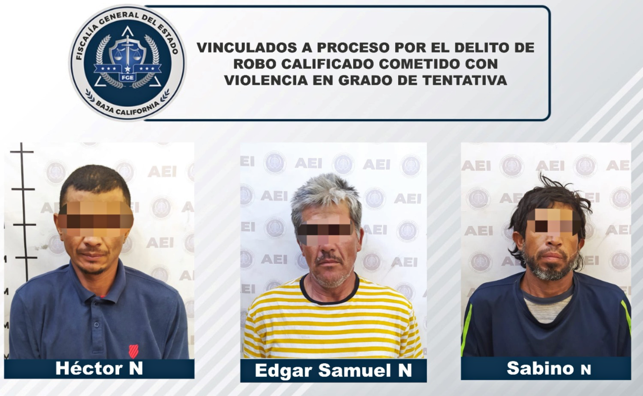 Quedan en prisión tres sujetos acusados de asalto a comercio