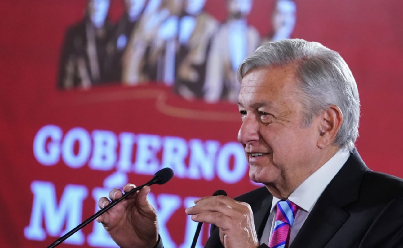 López Obrador anuncia 40 mil empleos para migrantes y nuevos albergues