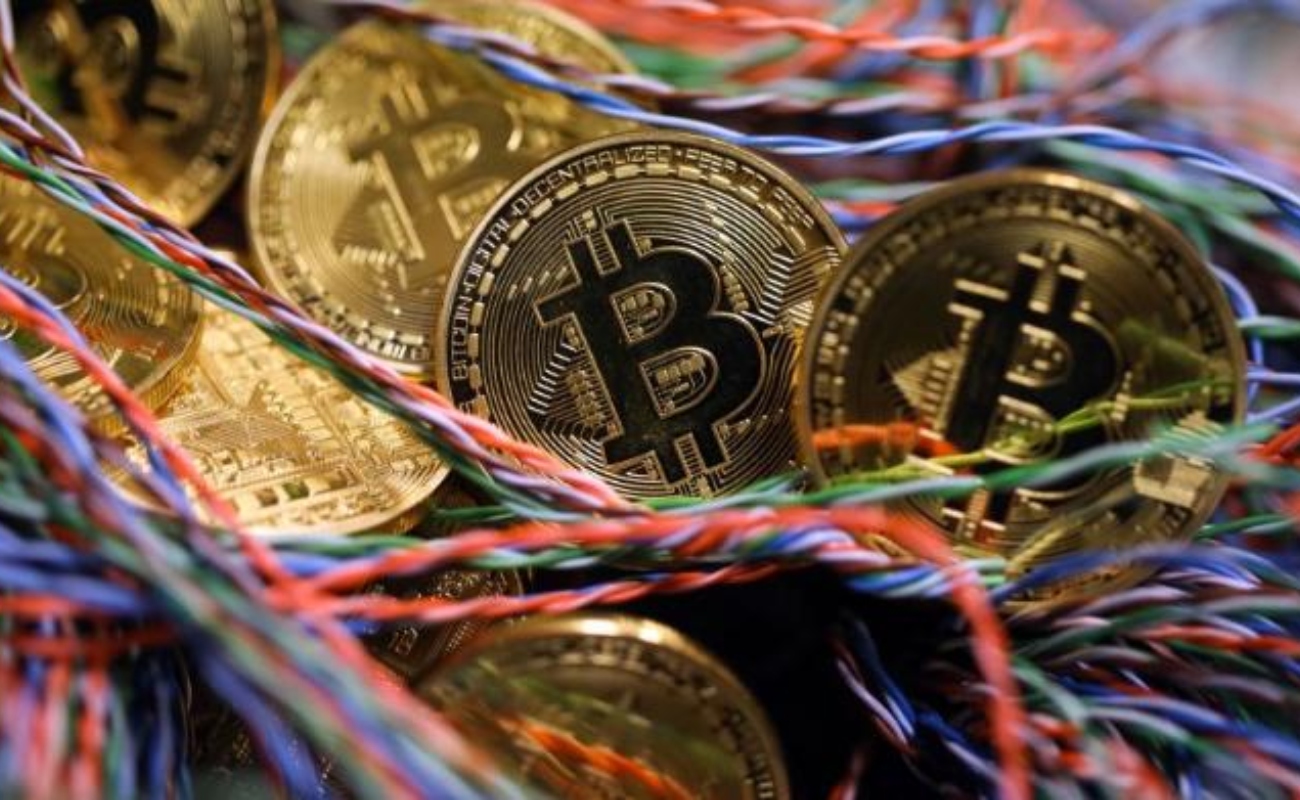 Bitcoin cae a su nivel más bajo en 2018
