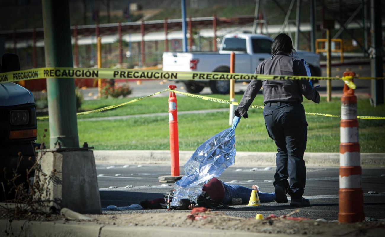 Mujer pierde la vida tras ser atropellada en la carretera Tijuana-Tecate