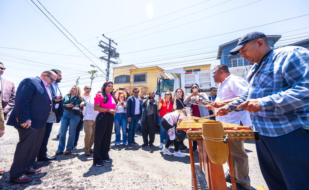 Celebra alcaldesa cumpleaños con obras para Tijuana