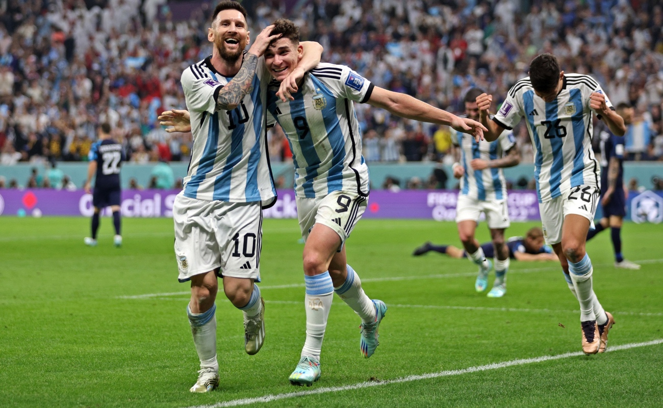Con Messi en plan grande, Argentina avanza a la final de Qatar 22