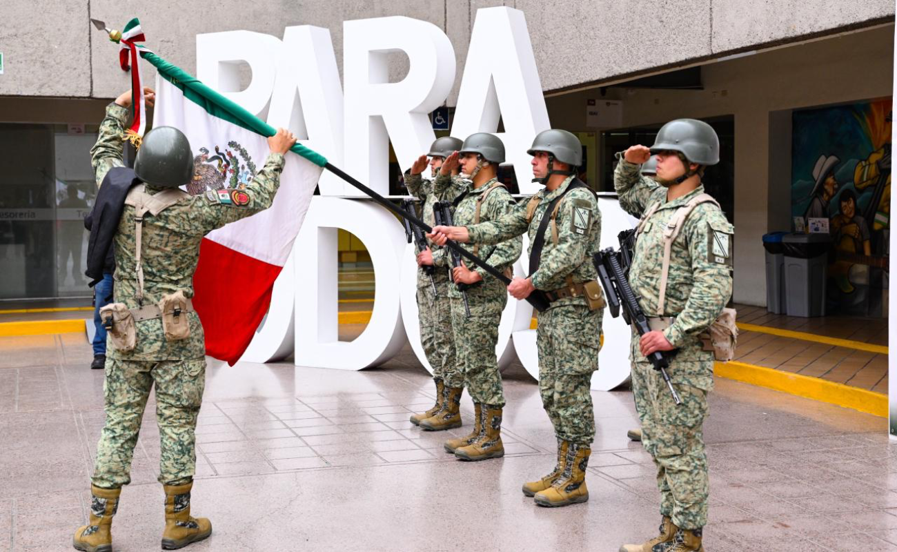 Conmemora XXIV Ayuntamiento de Tijuana el Día de la Bandera
