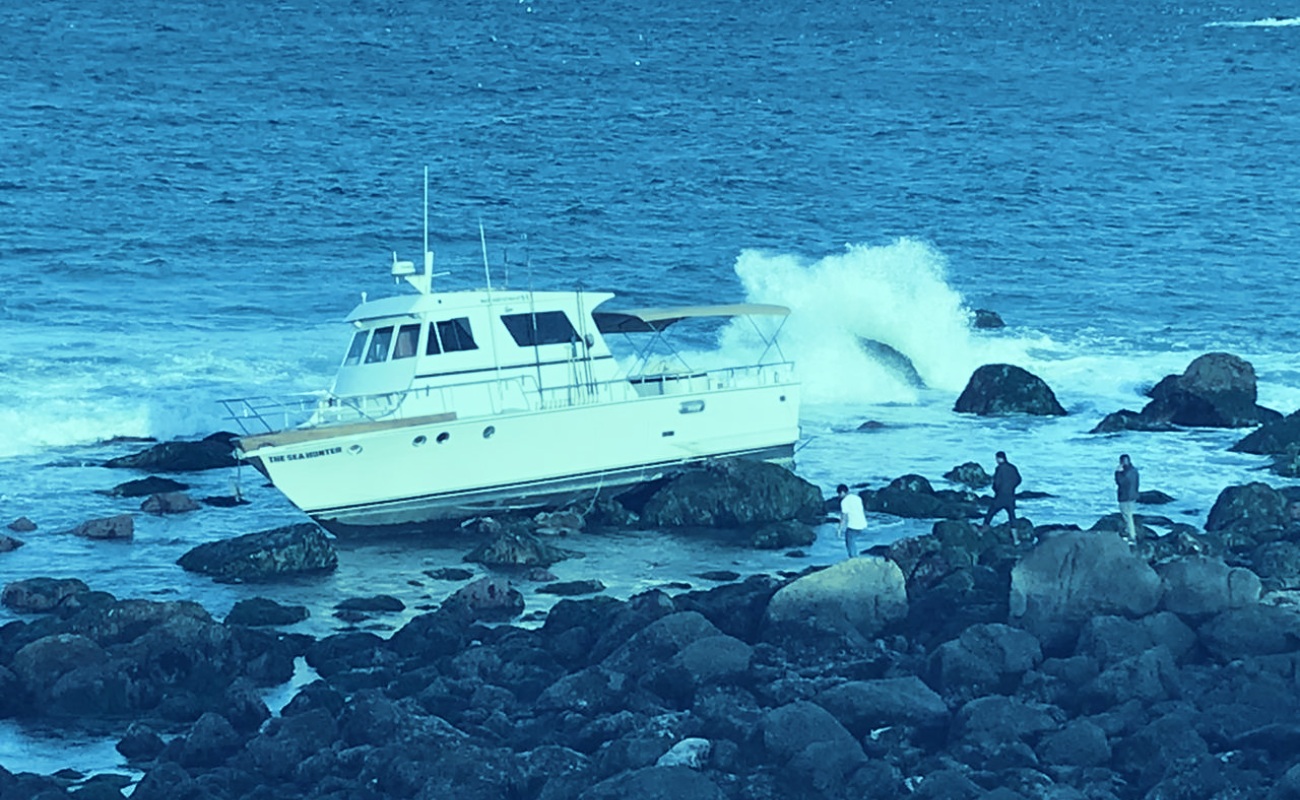 Rescata Marina vía aérea a siete estadounidenses en Isla de Todos Santos