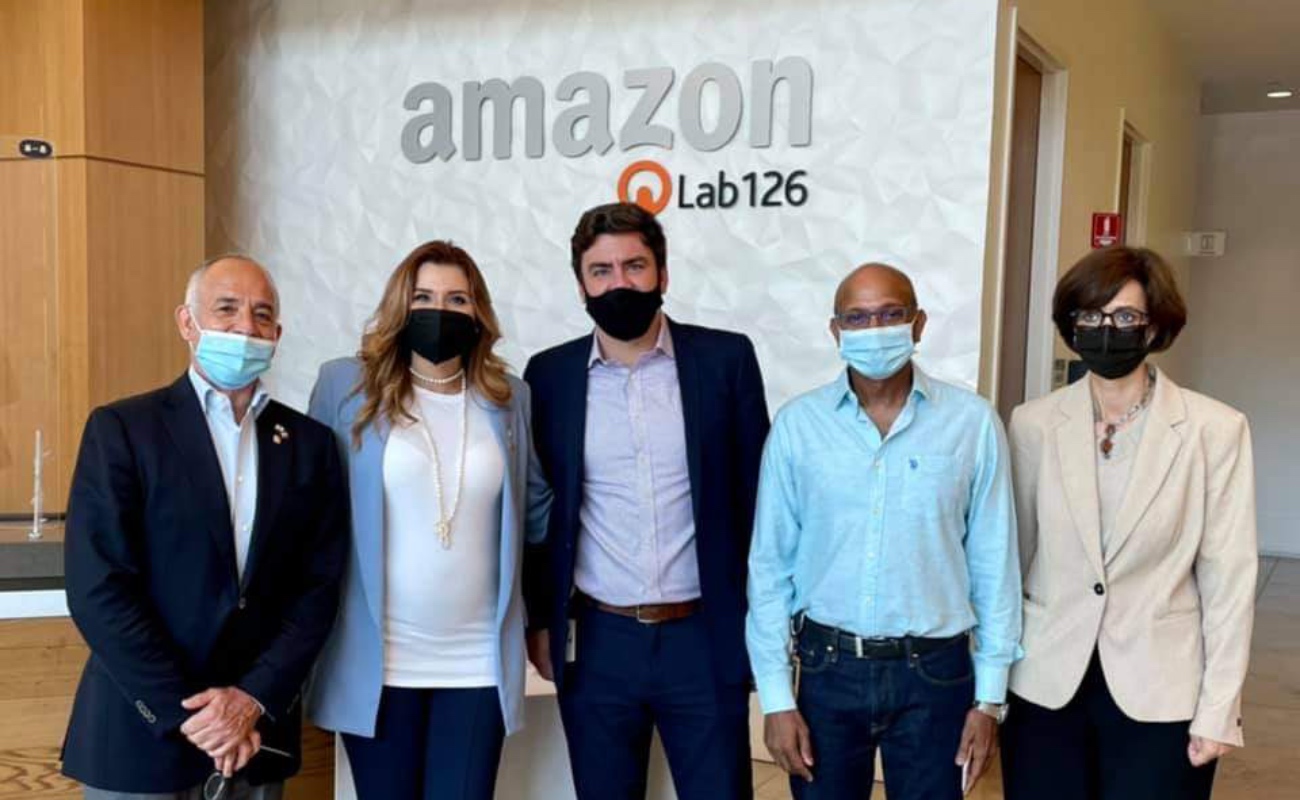 Impulsan Amazon y Gobierno del Estado capacitación en tecnología