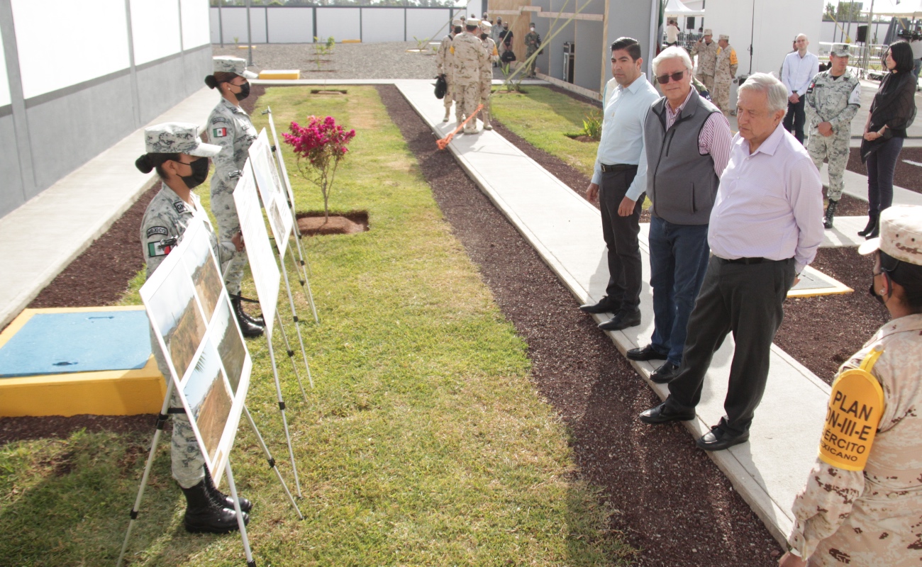 Inaugura López Obrador cuartel de la Guardia Nacional