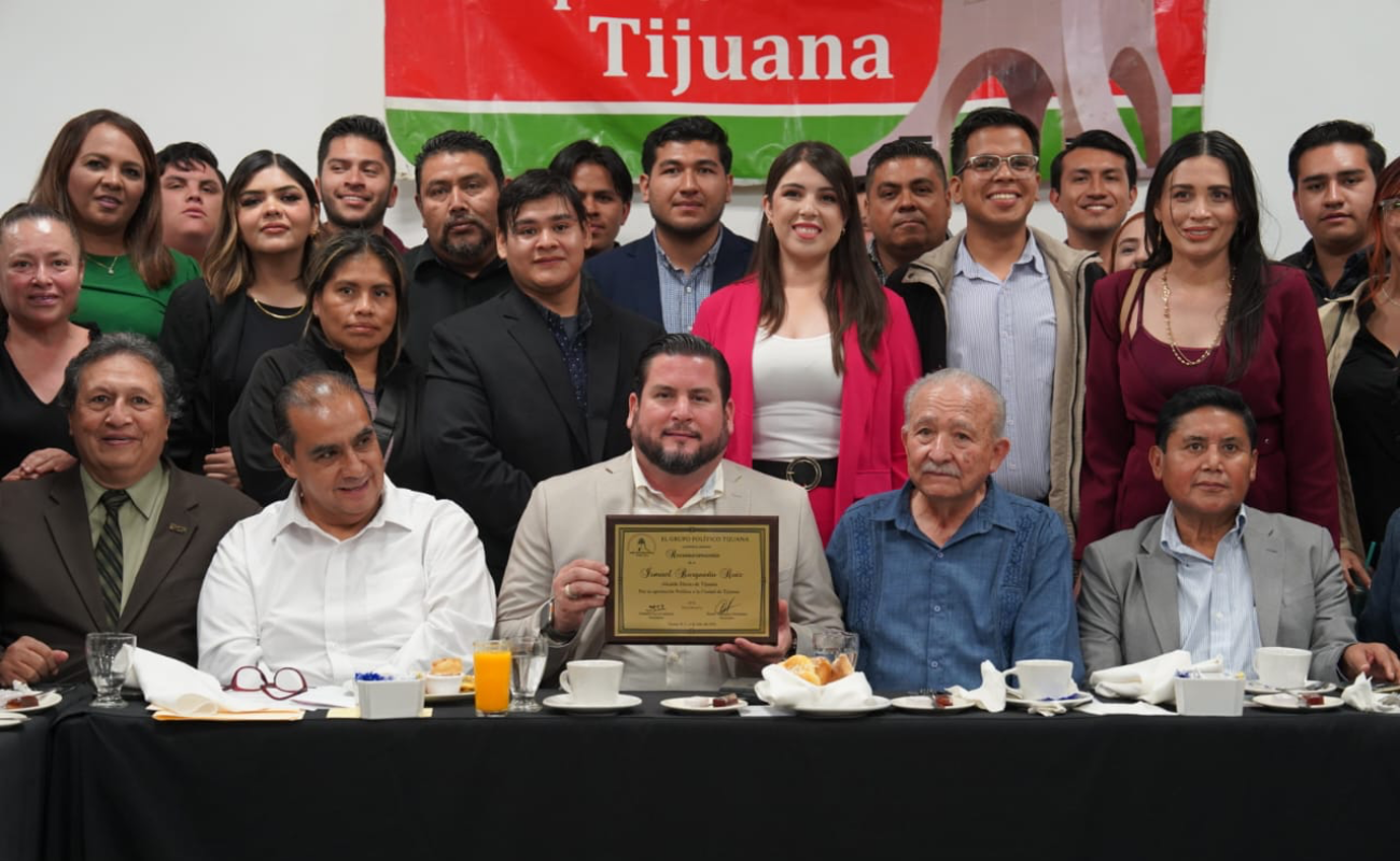 Se reúne Ismael Burgueño con integrantes de Grupo Tijuana