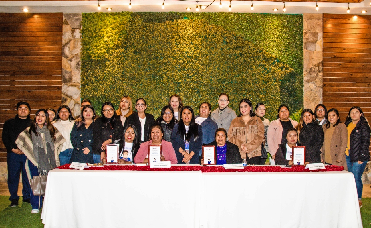 Mujeres líderes indígenas comparten experiencias en participación política