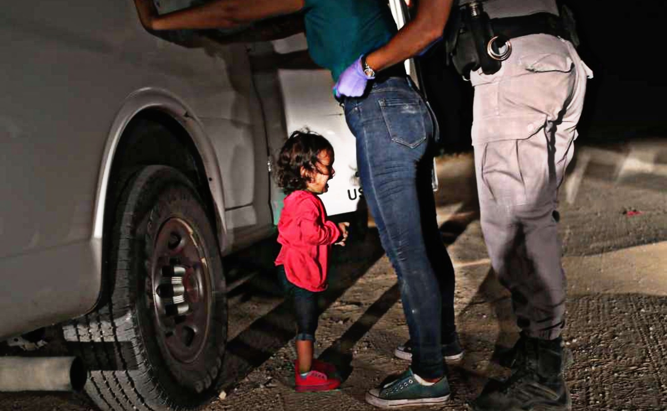 Trump asegura que es necesario separar a niños para procesar a sus padres ilegales
