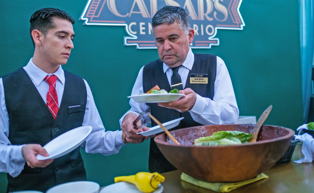 Celebra gobierno de Marina del Pilar centenario de la Ensalada Caesar’s