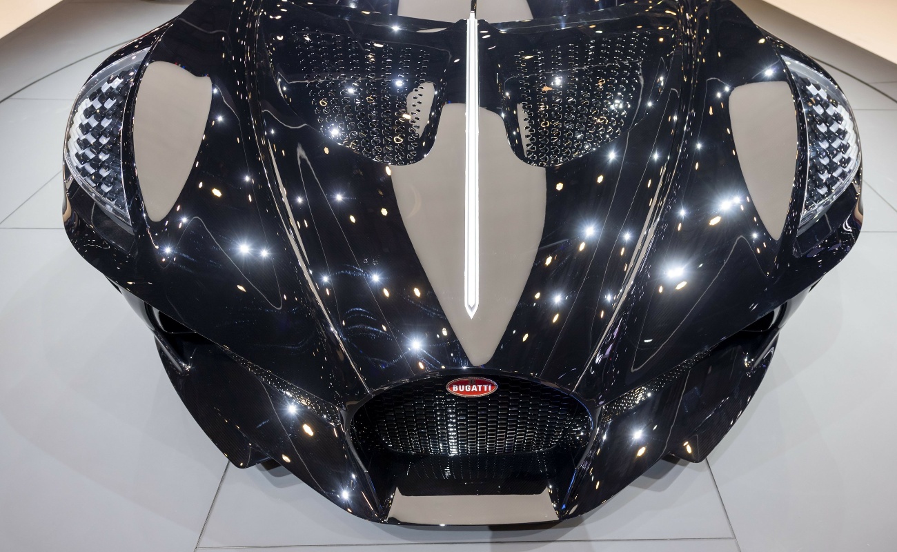 Presentan el auto nuevo más caro de la historia, un Bugatti de 19 mdd