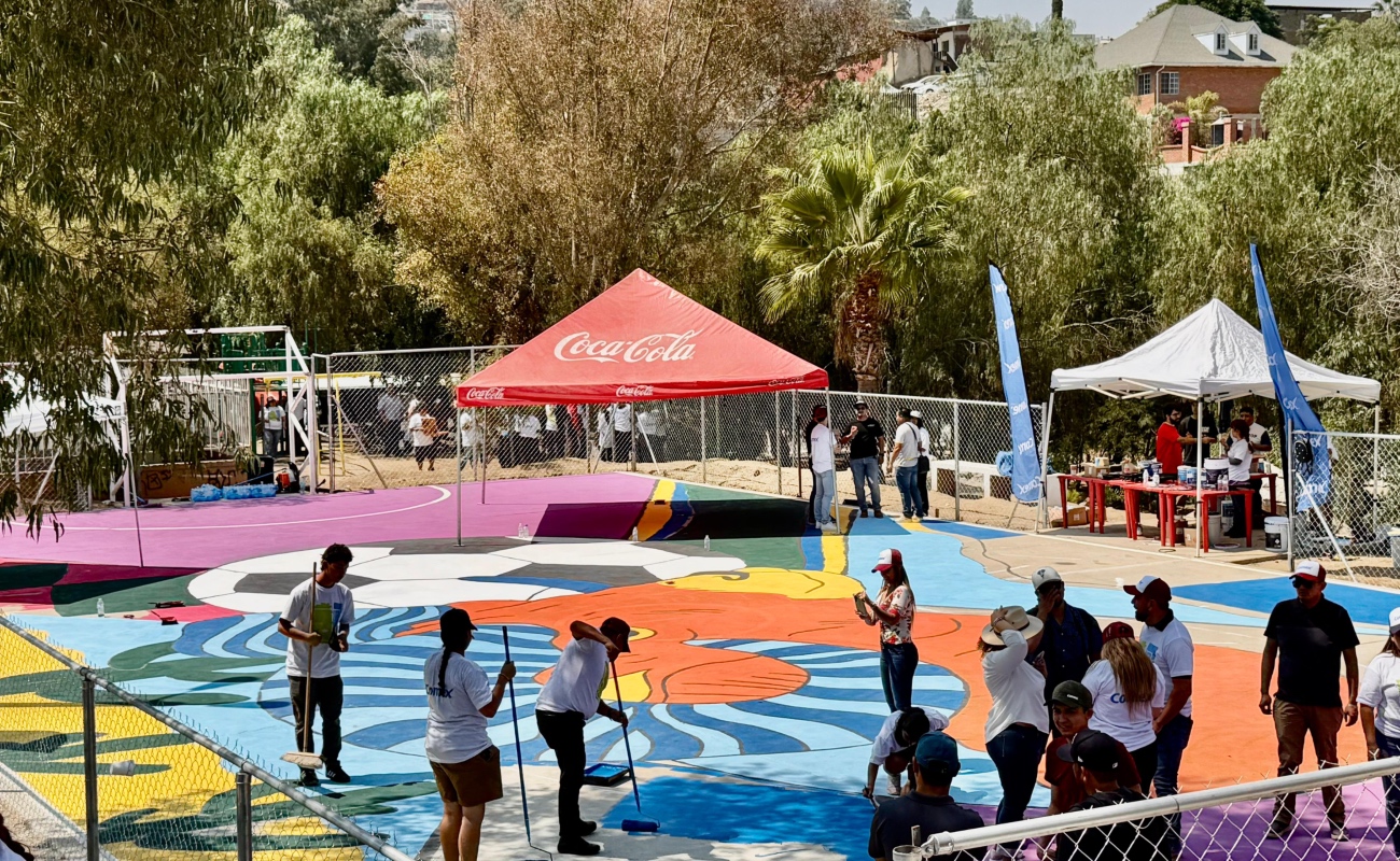 Transforman cancha de la Lázaro Cárdenas en Tecate