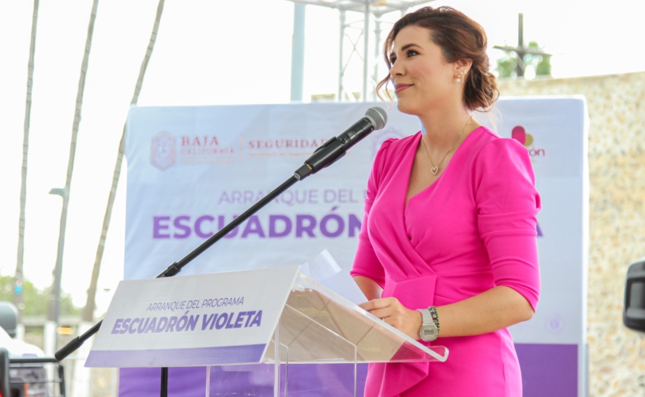 Preside Marina del Pilar arranque del Escuadrón Violeta en Ensenada