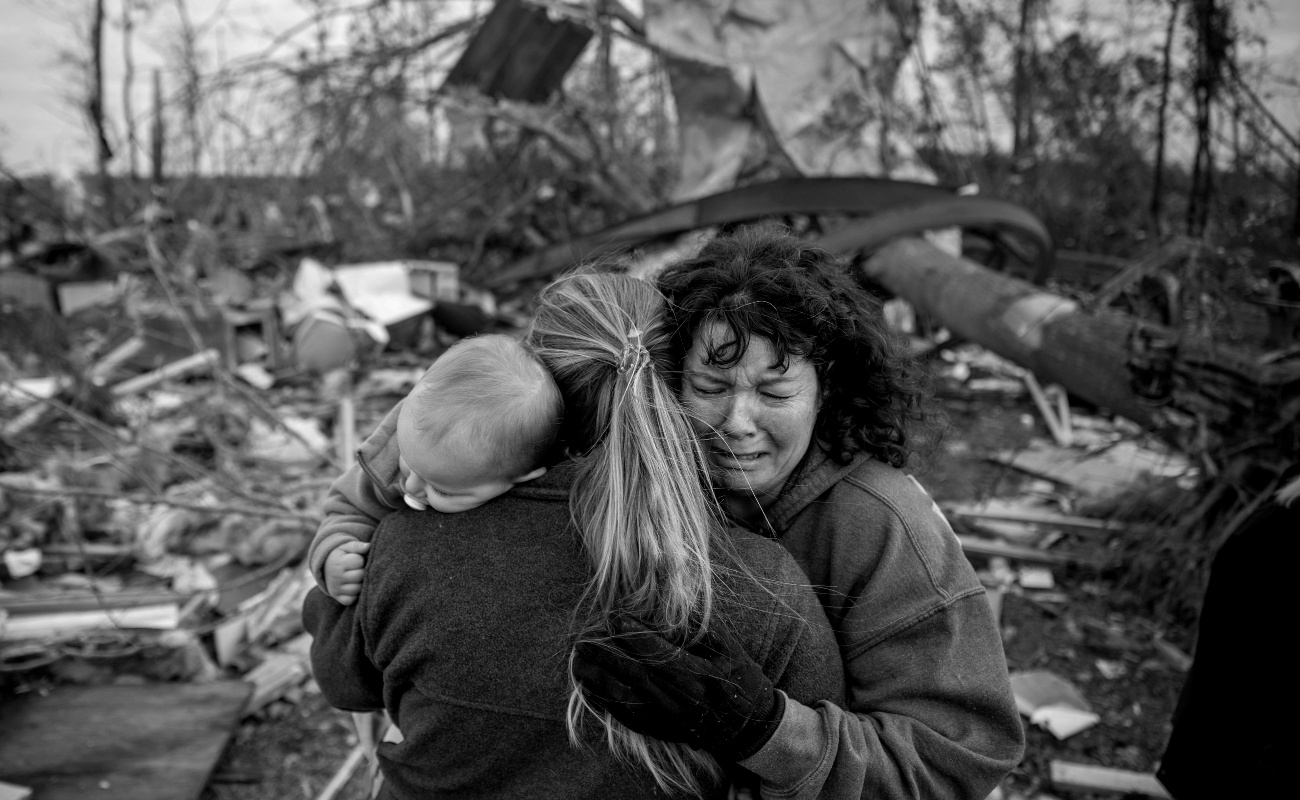 23 muertos y decenas de desaparecidos tras tornado en Alabama