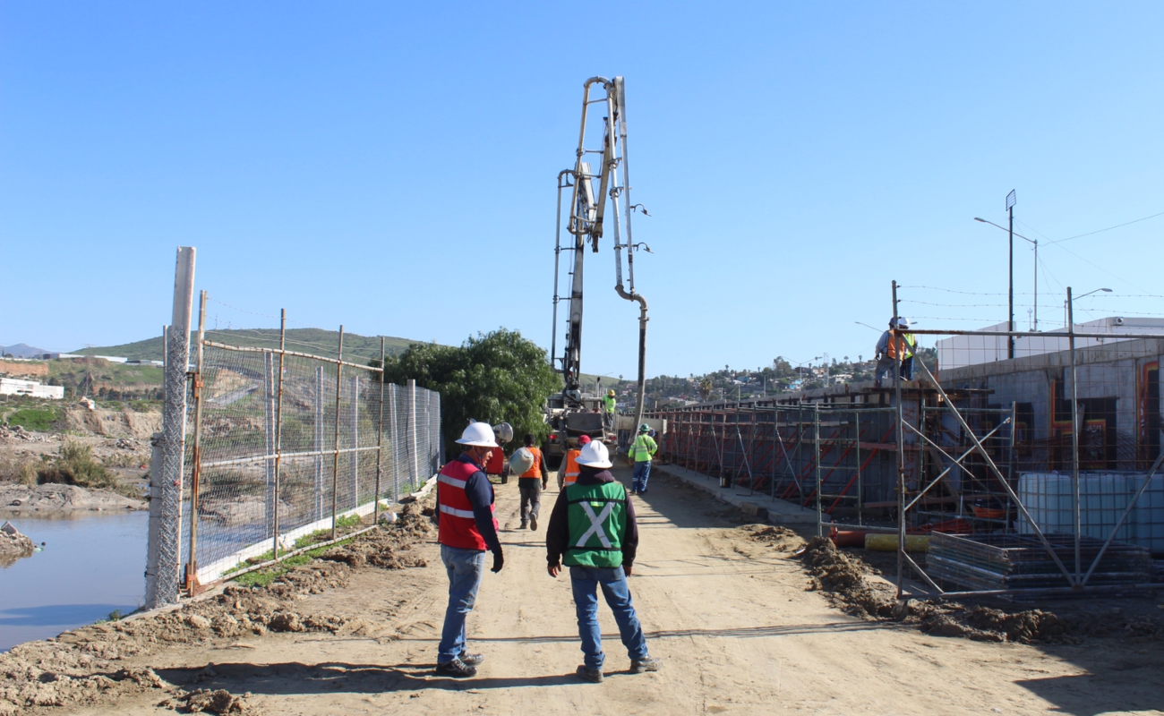Avanza SIDURT en construcción del nuevo puente Los Olivos
