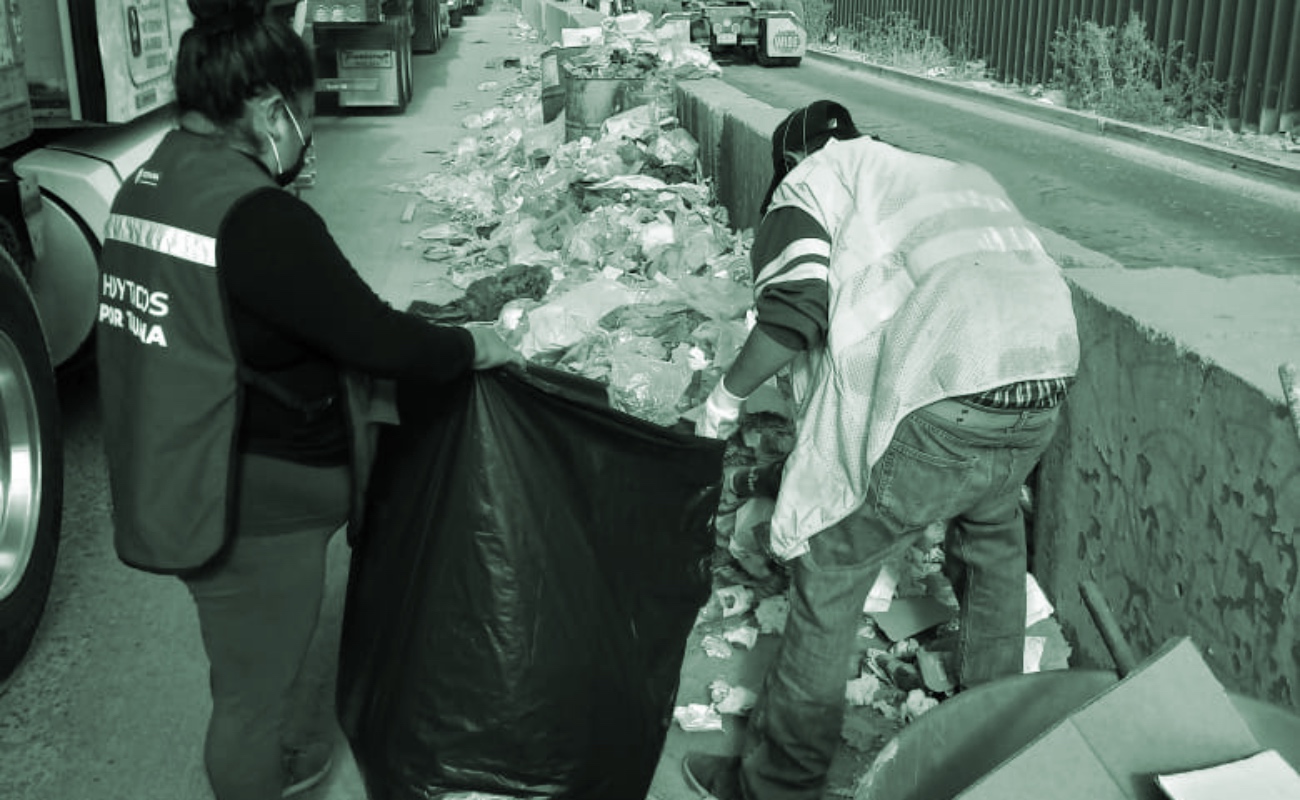 Retiran dos toneladas de basura de corredor de exportación en Garita de Otay