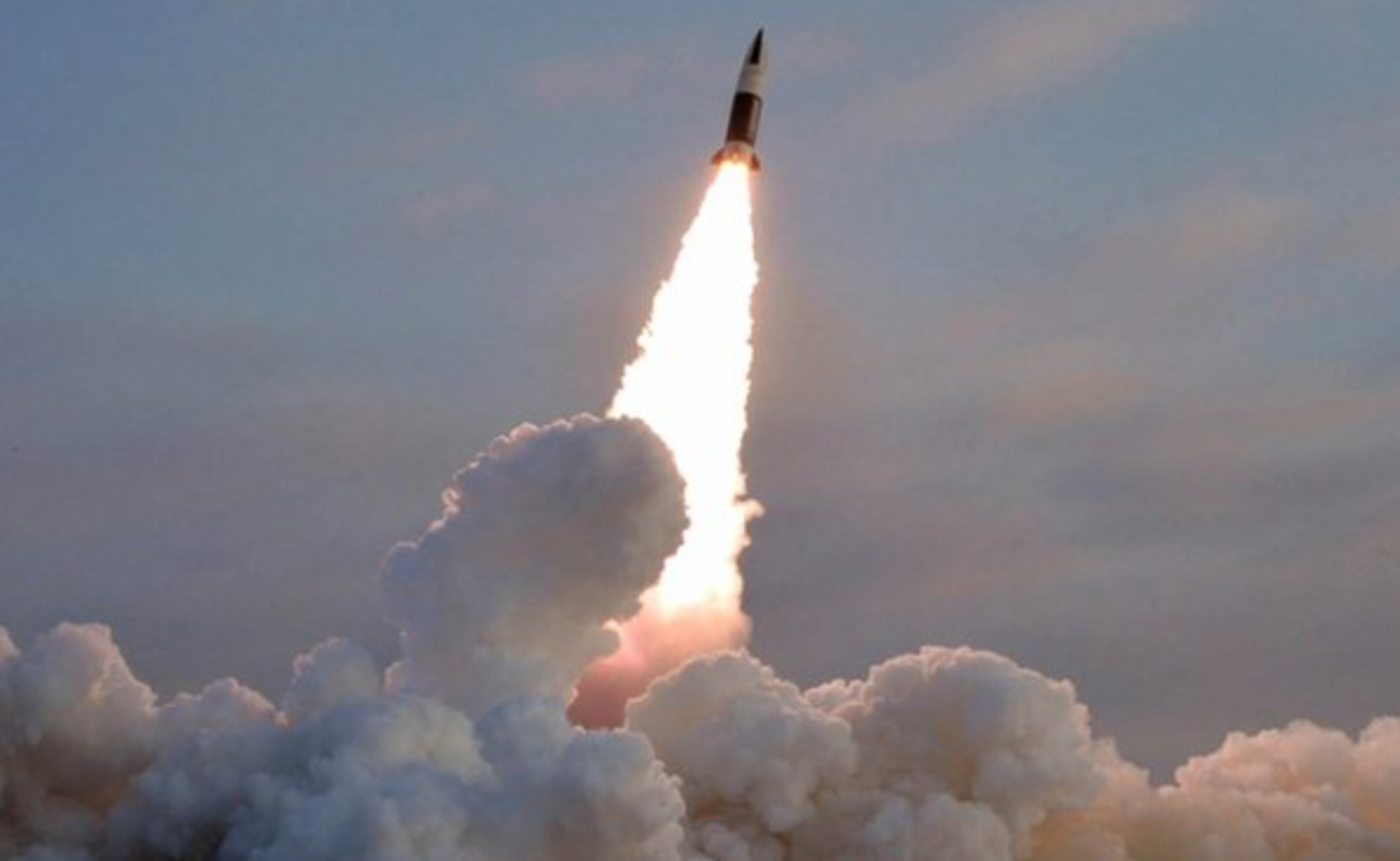 Condena EU lanzamiento de misiles por parte de Corea del Norte y el envío de proyectiles a Rusia