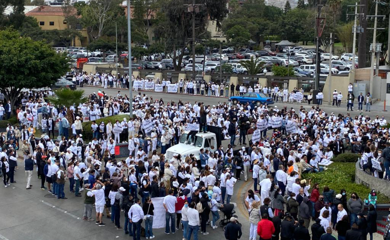 Realizan manifestación contra la expropiación del Club Campestre de Tijuana