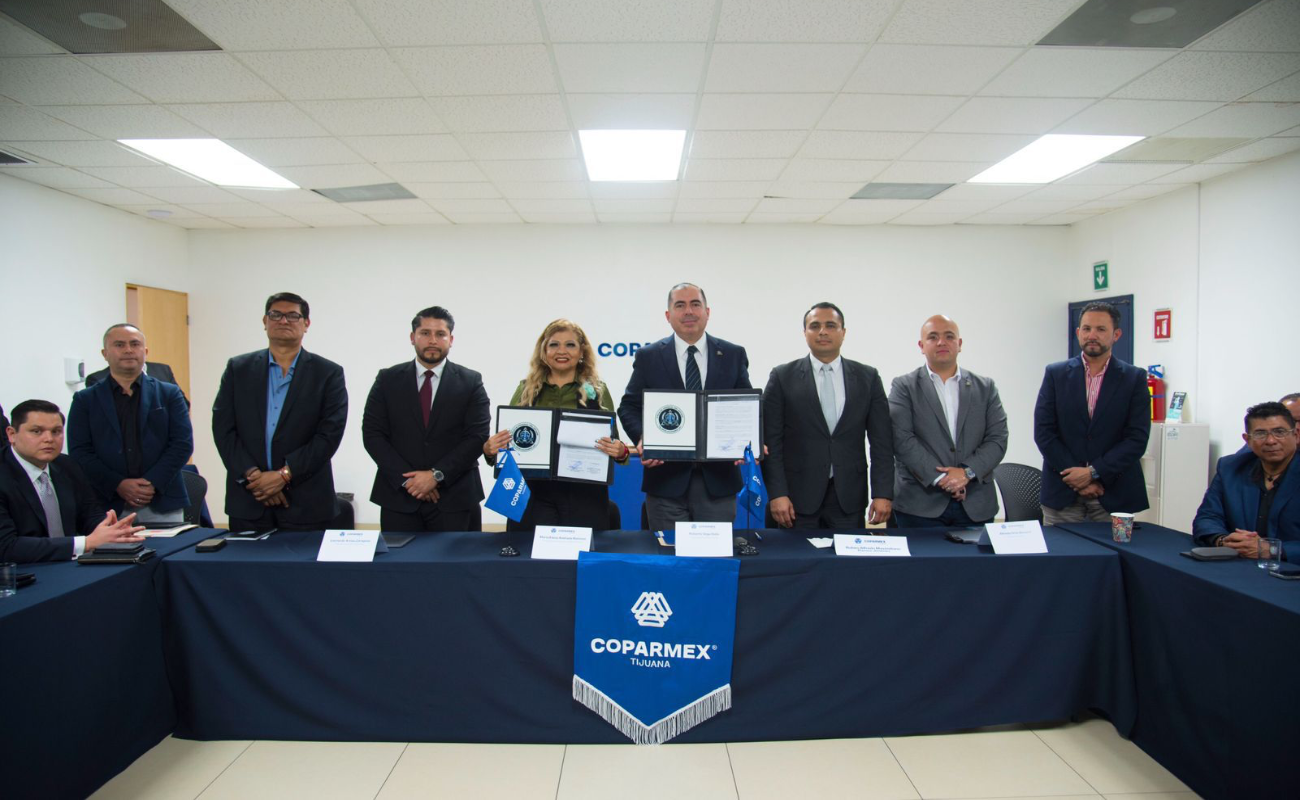 Firman convenio de colaboración para promover la denuncia y la prevención del delito Coparmex y FGE