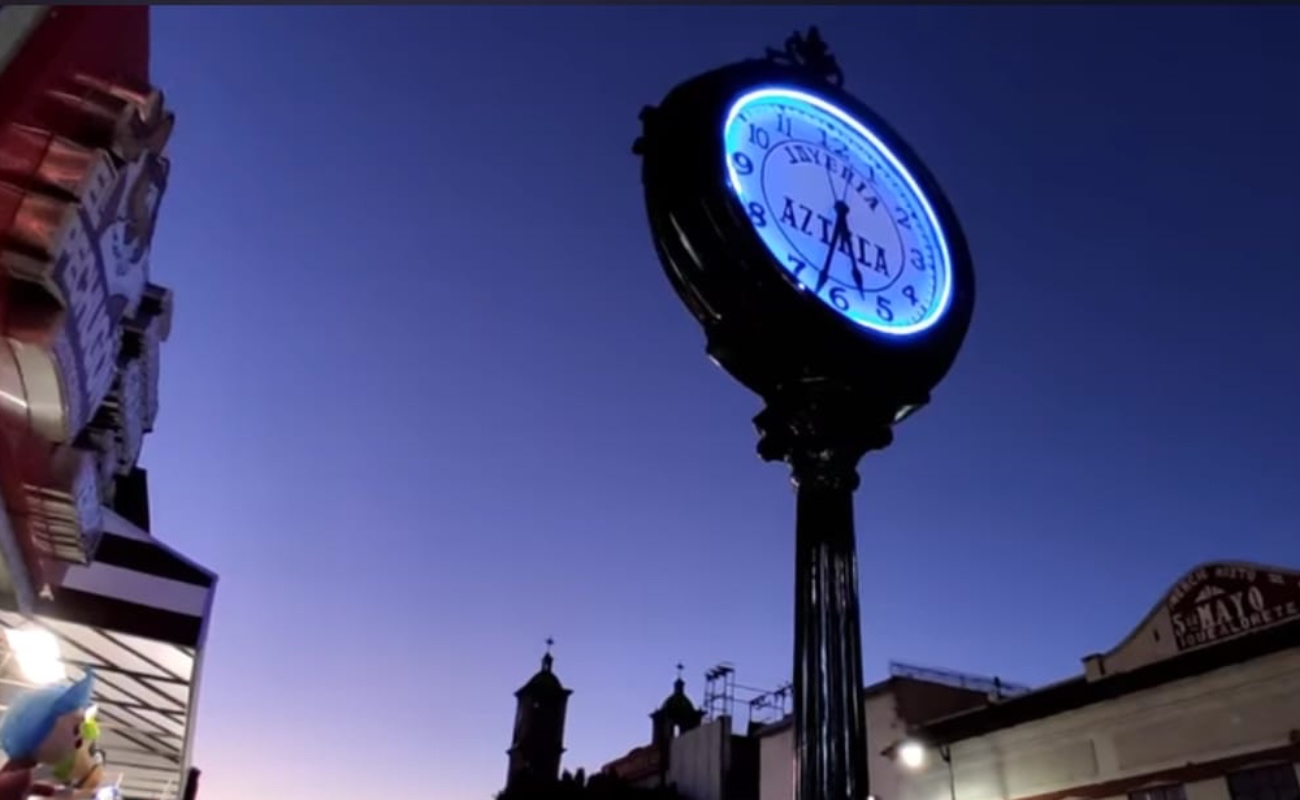 Celebra IMAC centenario del reloj de la joyería Azteca
