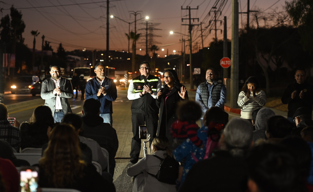 Inaugura alcaldesa de Tijuana obra de pavimentación con inversión superior a los 25 millones de pesos