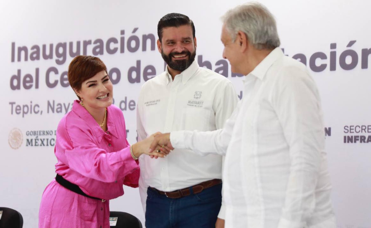 Ahora López Obrador invita al gobernador panista de Nayarit a su gobierno